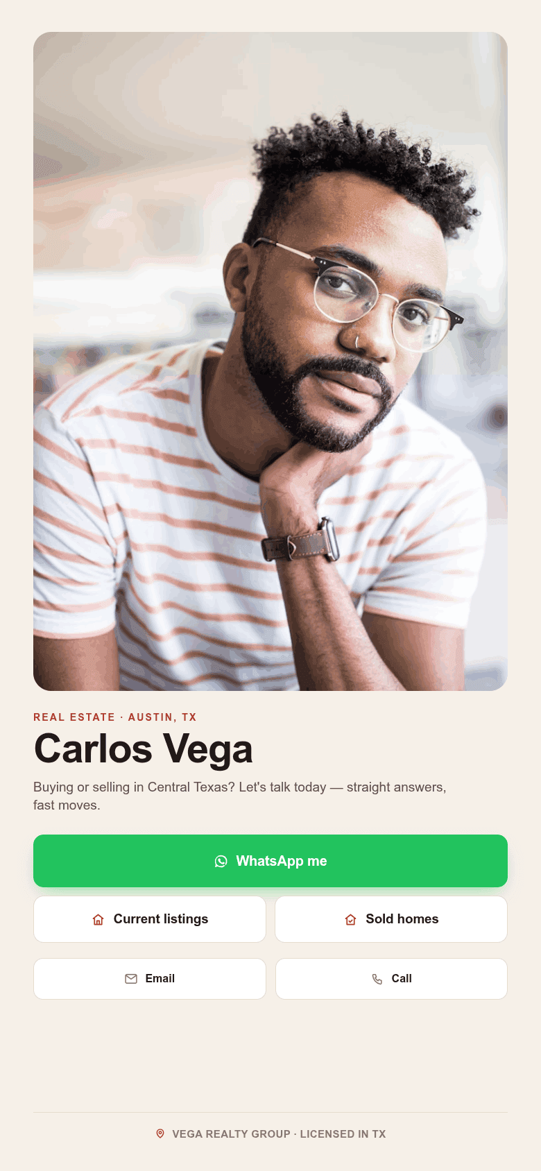 Real-estate agent digital card with WhatsApp button and listings